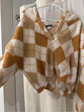 Cream & Tan Checkered Sherpa Hoodie Sweater